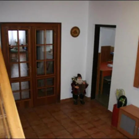 Fenyo Vendeghaz Guest house Paradsasvar